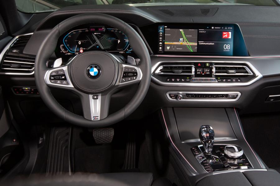 Торпедо BMW X5 xDrive45e iPerformance (G05) 2019 года  (WW) (фото 52 из 102)
